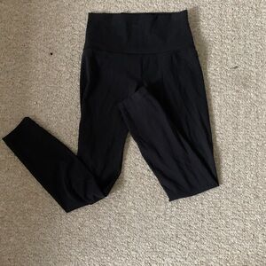 Black Wunder Under Lululemon leggings